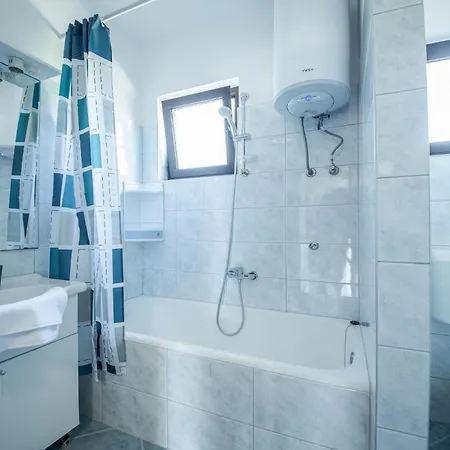 Family Friendly Seaside Seline, Paklenica - 25504