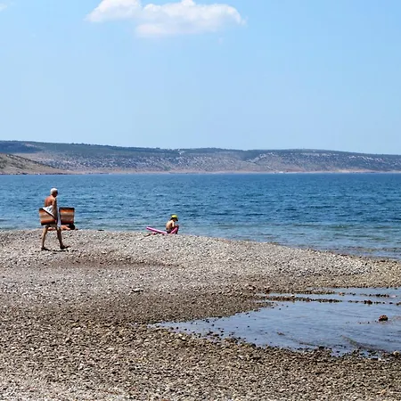 Family Friendly Seaside Seline, Paklenica - 25504 Apartamento Starigrad Paklenica