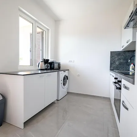 Family Friendly Seaside Seline, Paklenica - 25504 Apartment *