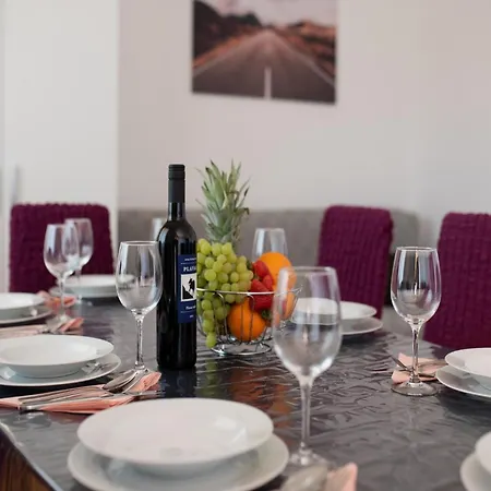 Apartment Family Friendly Seaside Seline, Paklenica - 25504 *